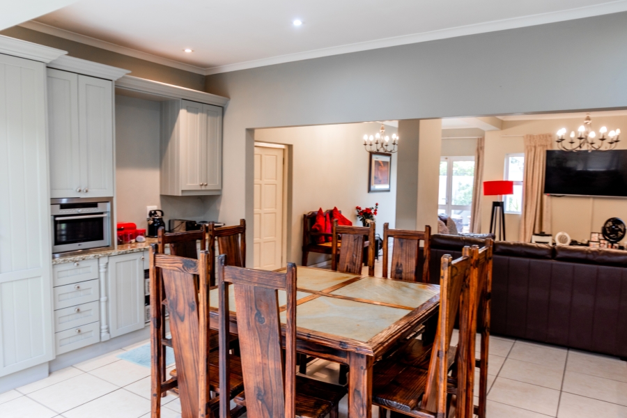 5 Bedroom Property for Sale in Milnerton Central Western Cape